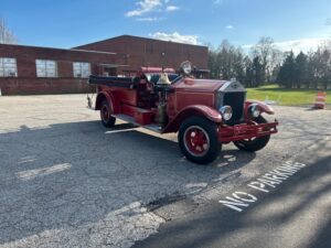 1927-parking lot